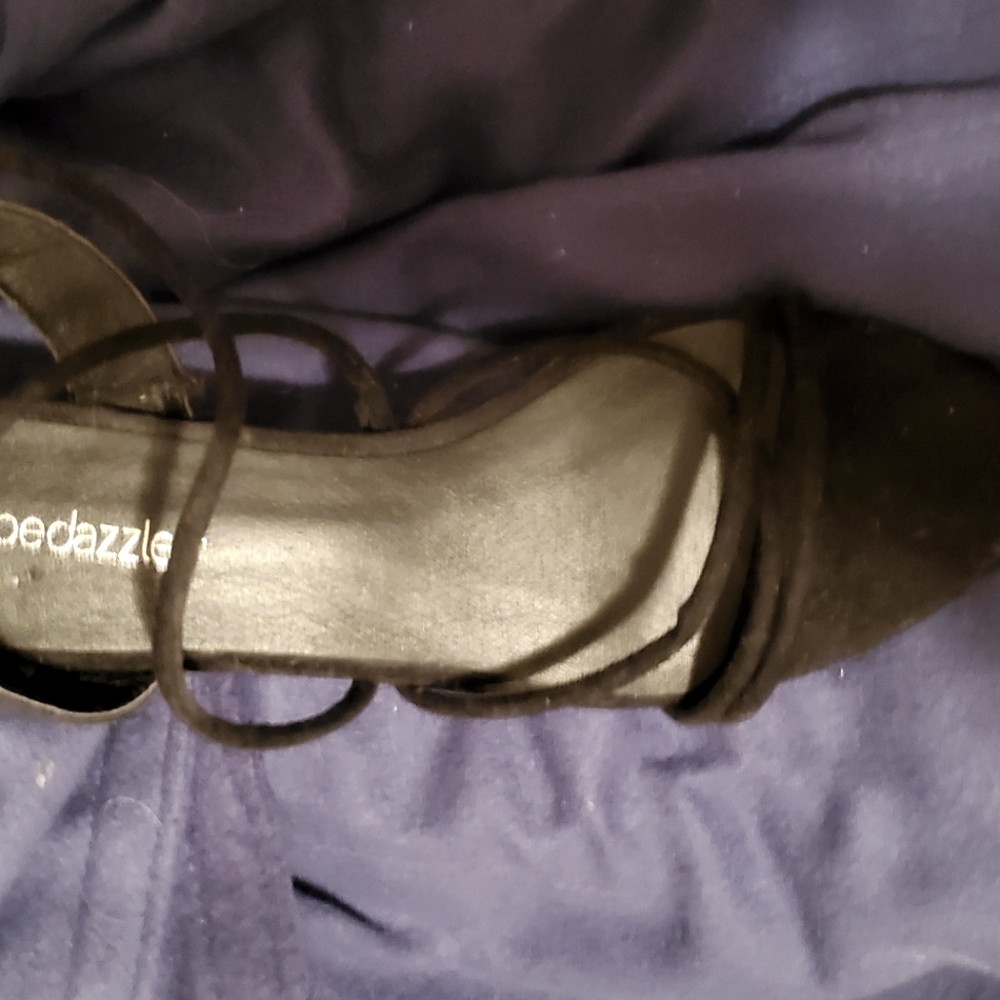 Womens heeled sandals size 11 black